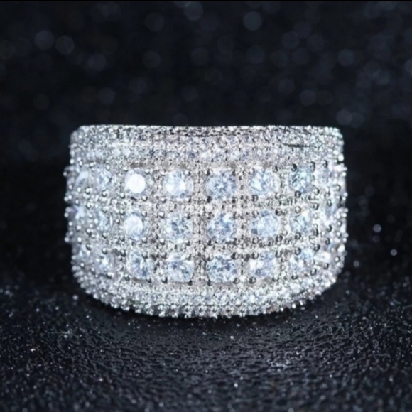 Platinum Round-cut Multi-Row Diamond Band Ring - Picture 4 of 16